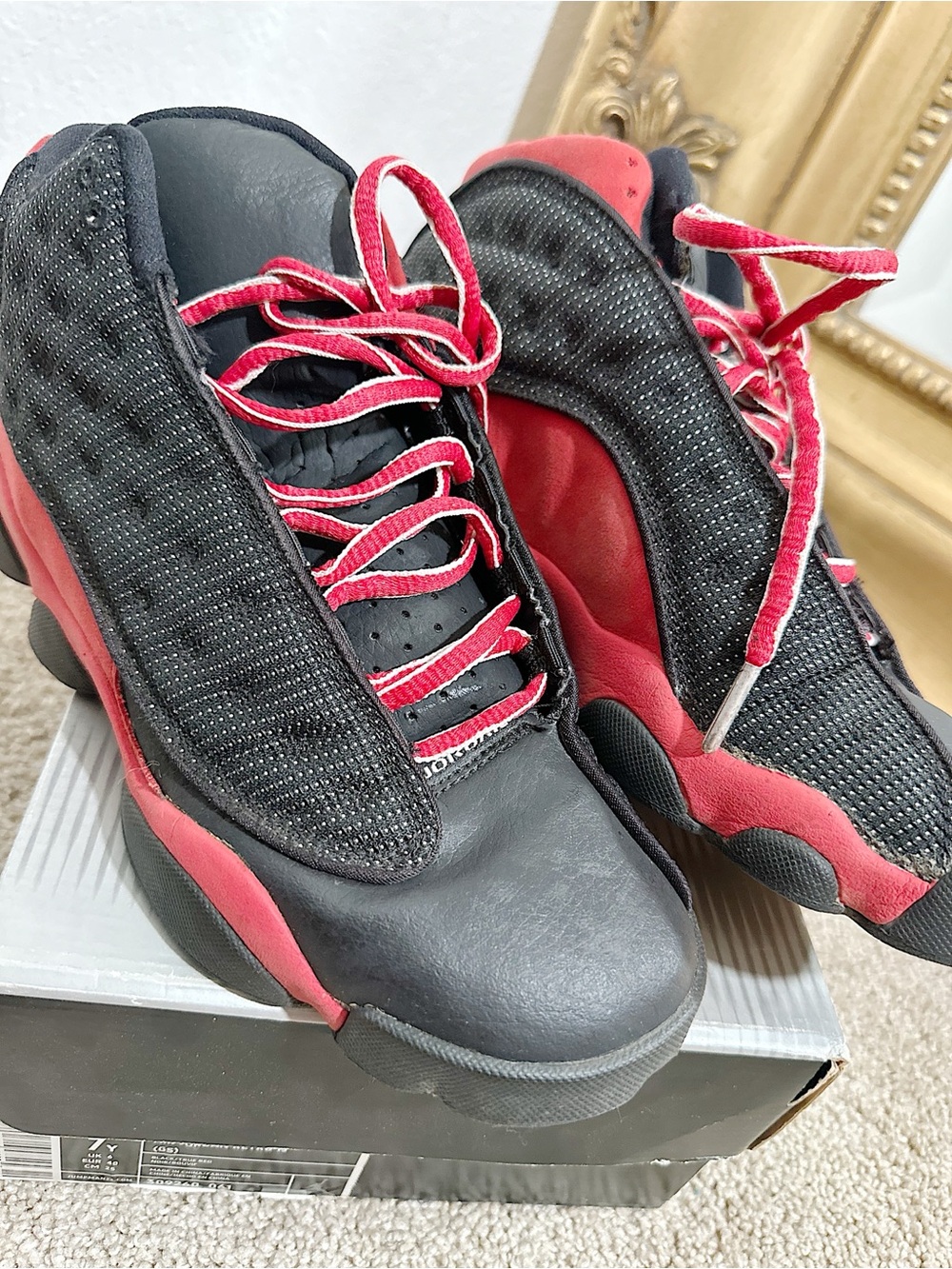 Air Jordan Retro Bred (2017) (GS) Sneakers in Black/True Red Size 7Y With Box